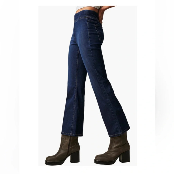 Free People We The Free In My Feelings Cropped Boot Cut Stretch Jeans Small NWT - Picture 4 of 12